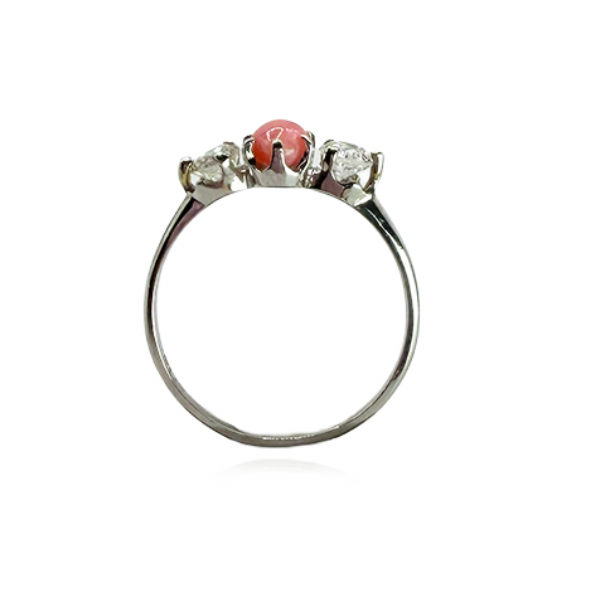 Conch Pearl and Diamond Ring