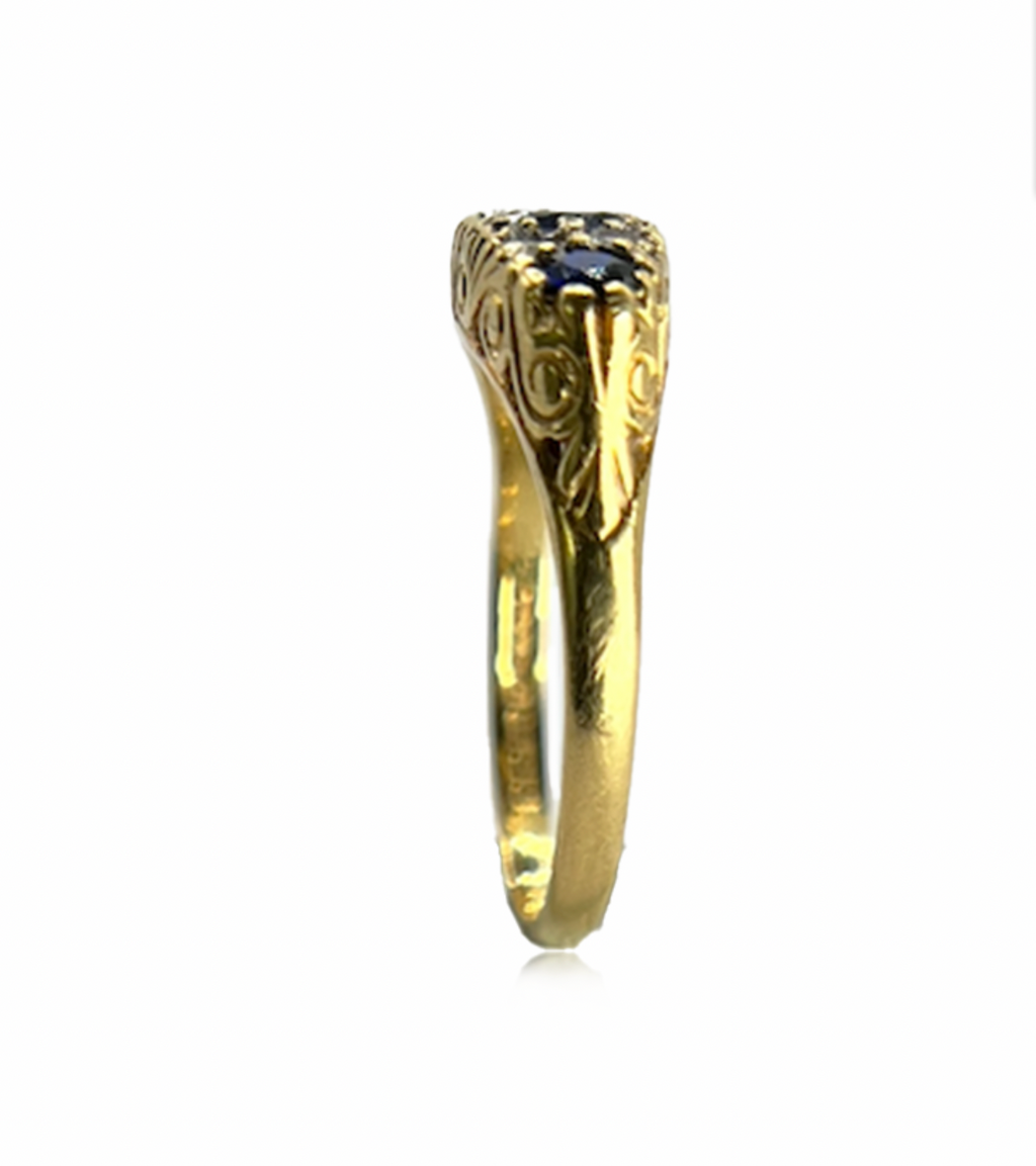 Ceylon Sapphire and Diamond Ring