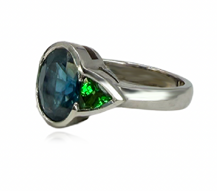 Sapphire and Tsavorite Ring